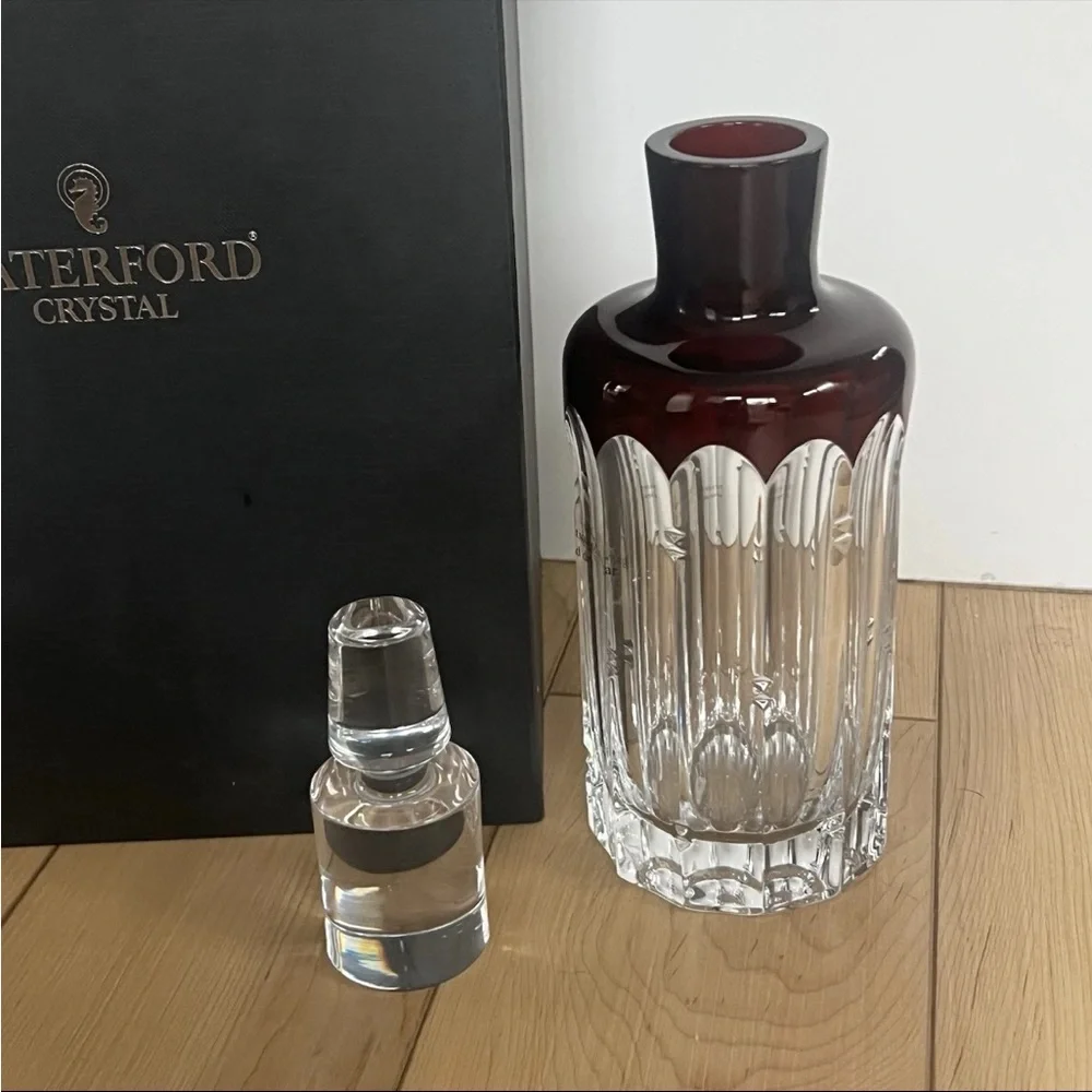 NIB Waterford Crystal Mixology Talon Red Decanter With Stopper Luxury Barware